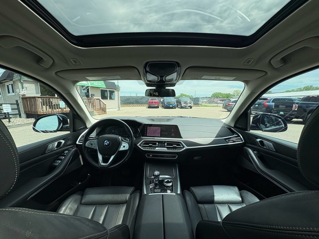 Used 2020 BMW X7 xDrive40i w/ Premium Package AWD/4WD image 11