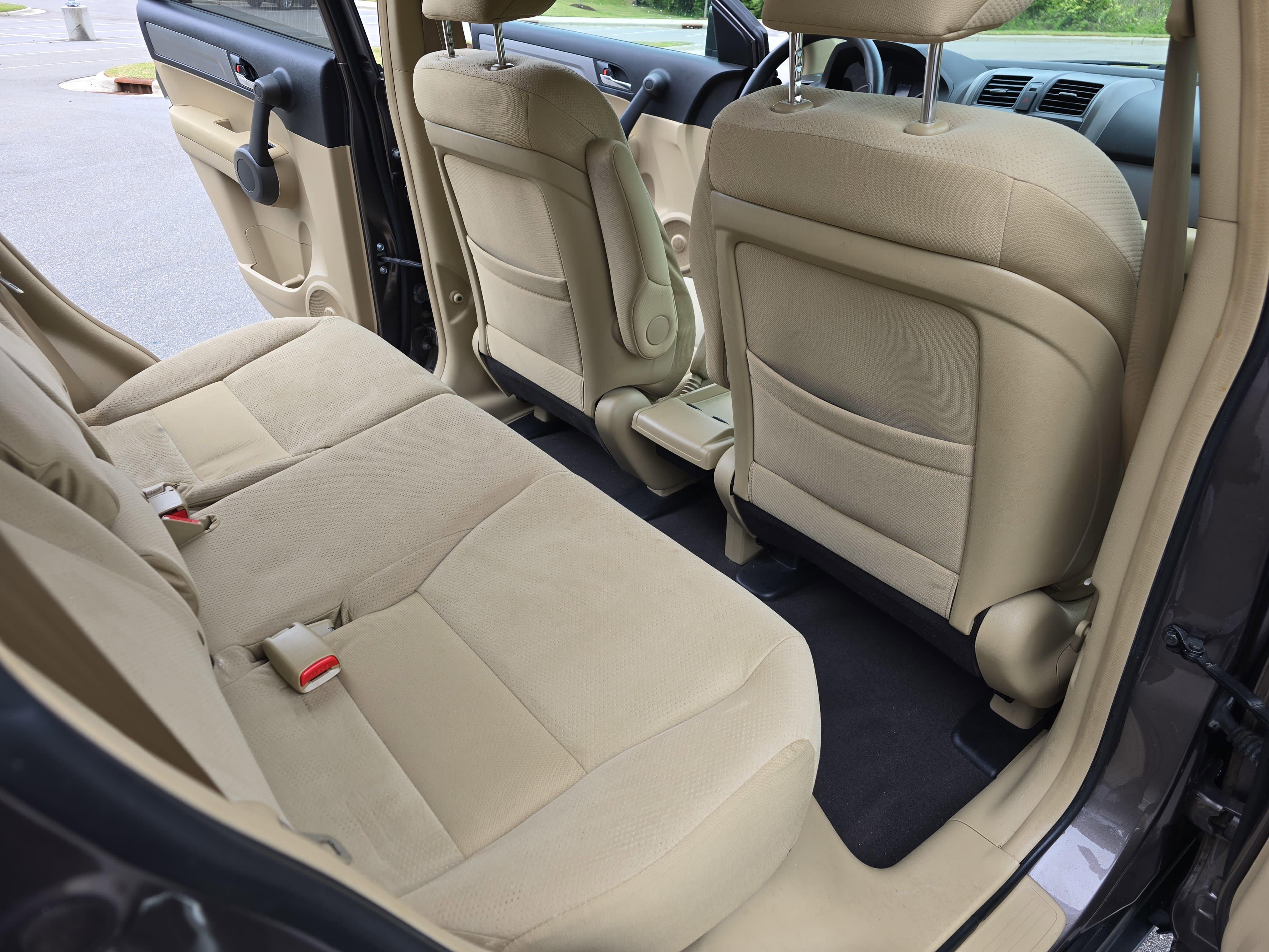 Used 2011 Honda CR-V EX image 11