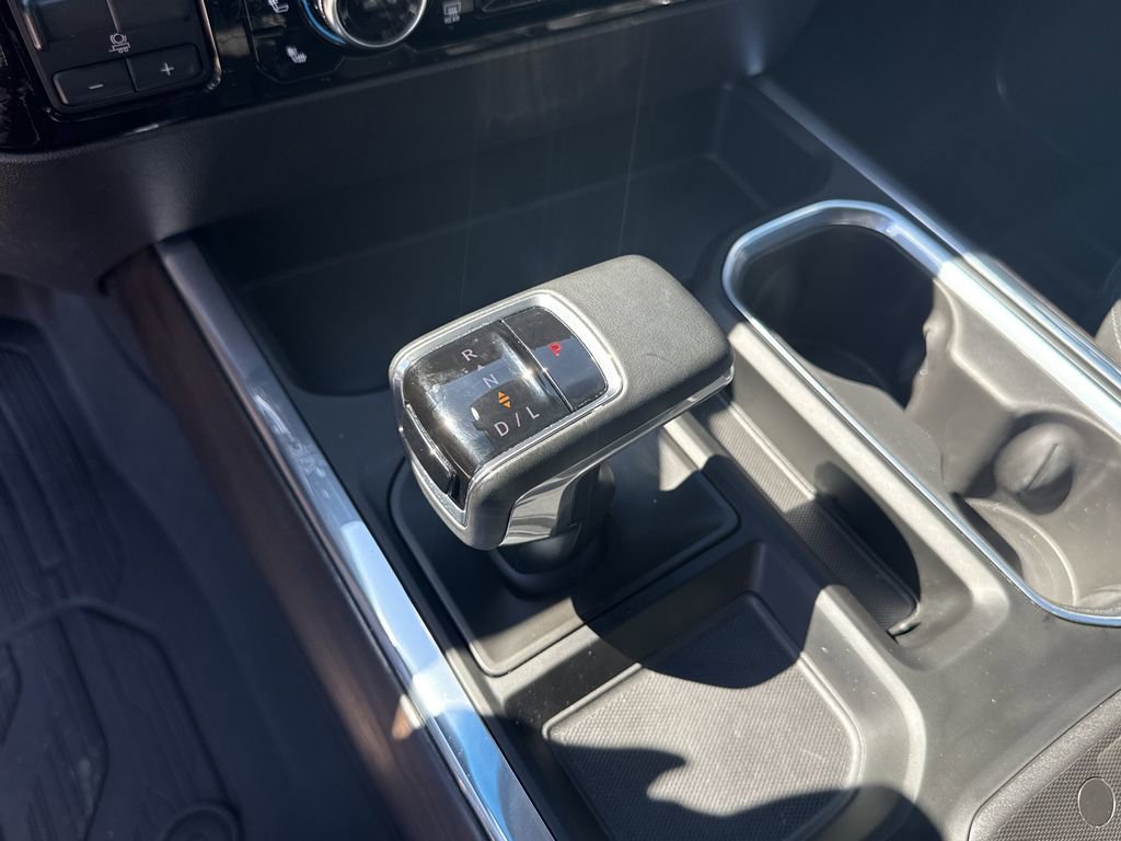 Used 2024 GMC Sierra 1500 SLT image 19