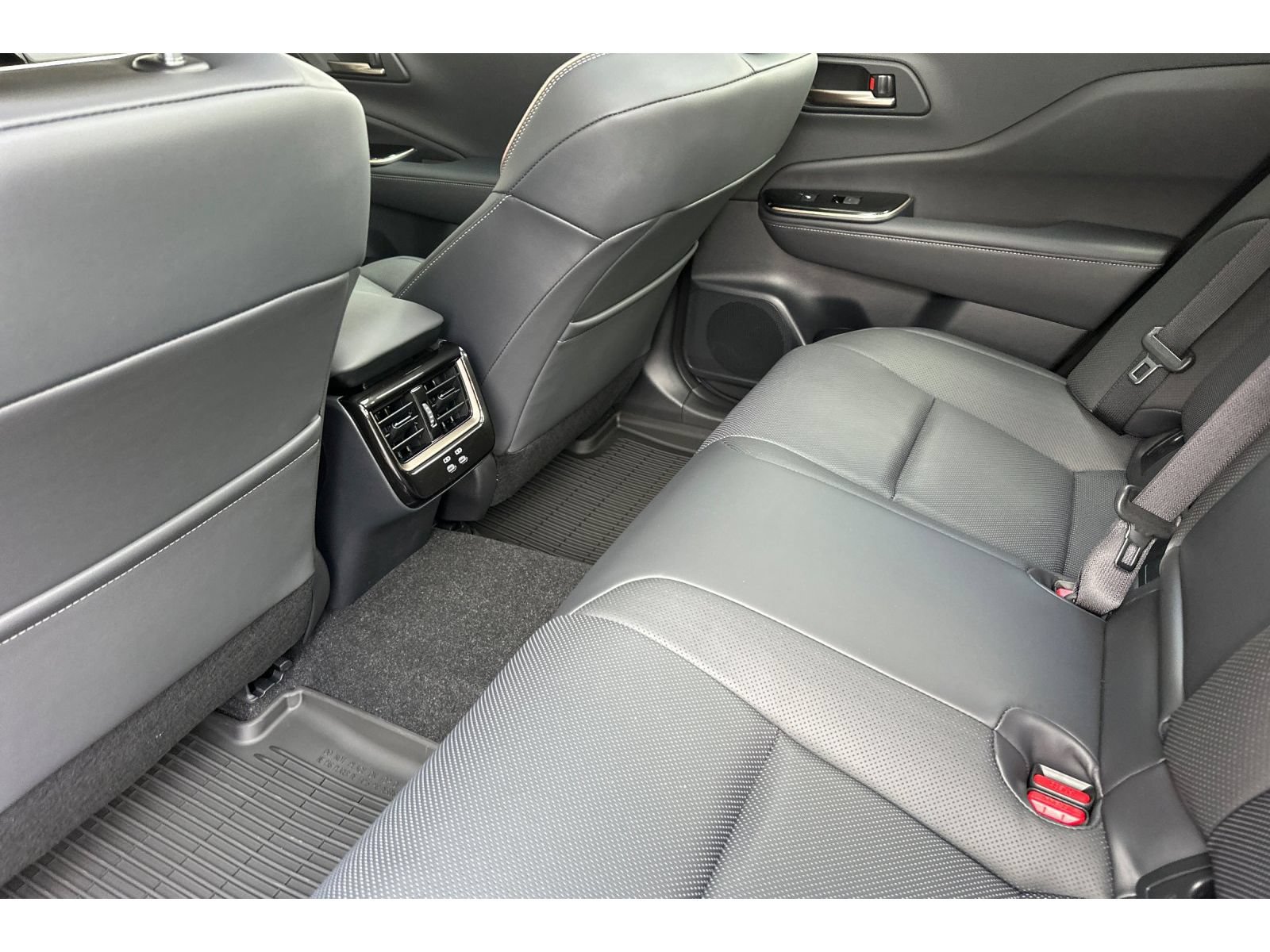 New 2026 Toyota Crown Platinum AWD/4WD image 13