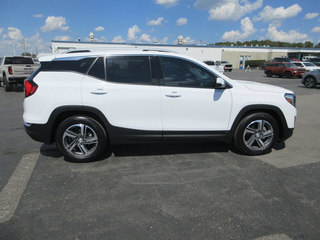 Used 2020 GMC Terrain SLT FWD image 2