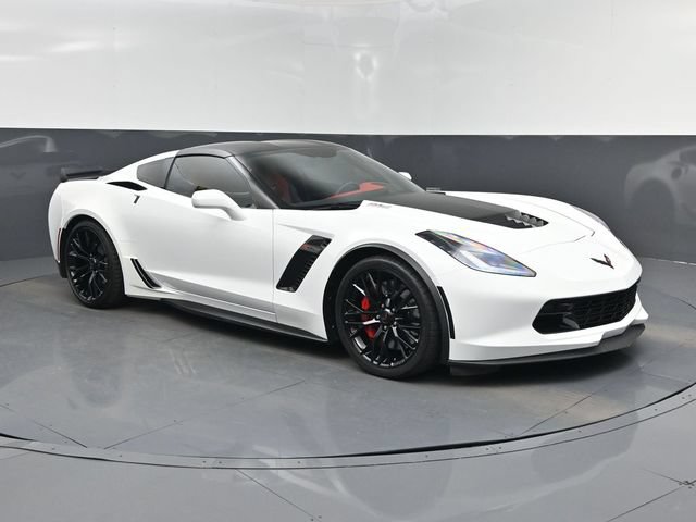 Used 2016 Chevrolet Corvette Z06 w/ 3LZ Preferred Equipment Group RWD video 1