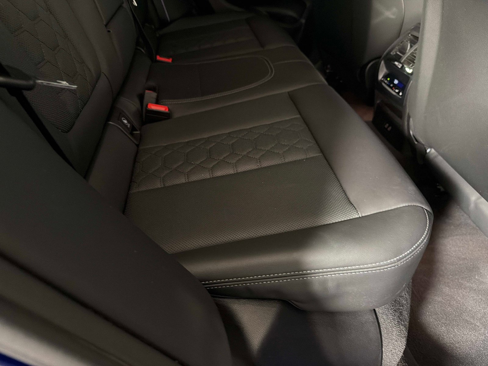 Used 2024 BMW X3 M image 27