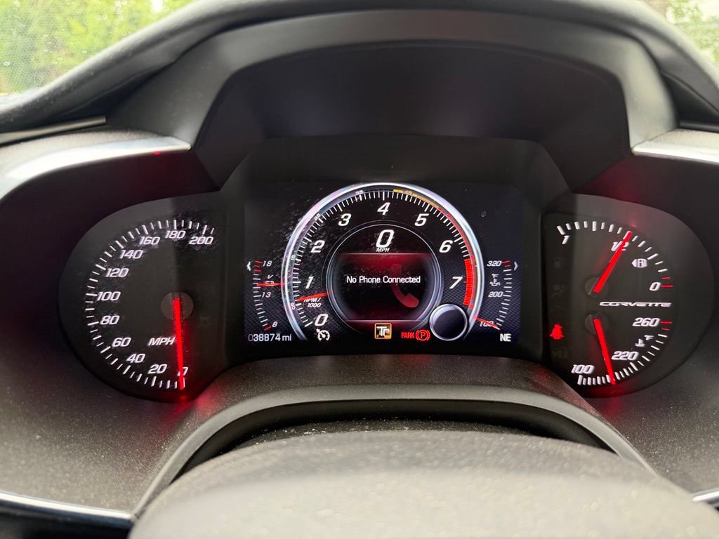 Used 2014 Chevrolet Corvette Stingray Coupe w/ Battery Protection Package RWD image 11