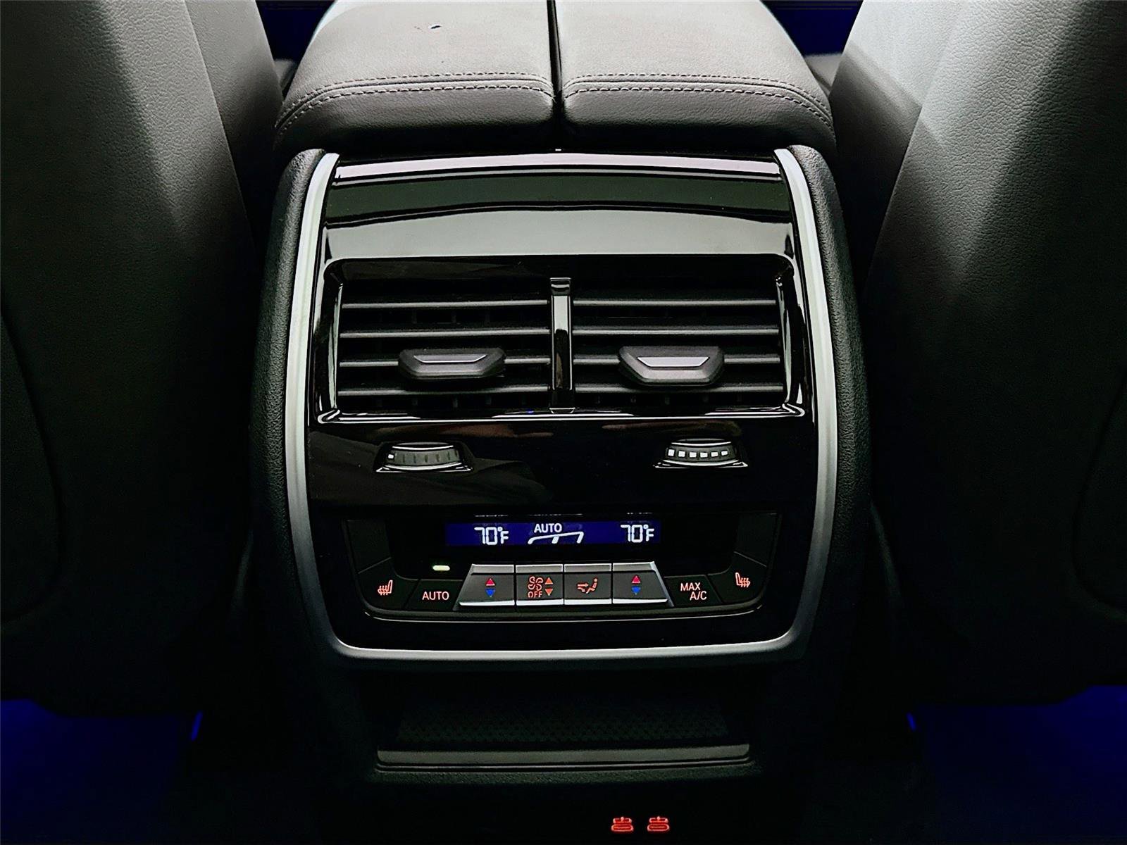 New 2026 BMW X5 xDrive40i w/ Climate Comfort Package image 27