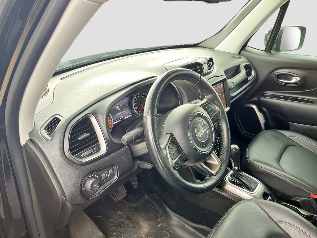 Used 2022 Jeep Renegade Limited AWD/4WD image 9