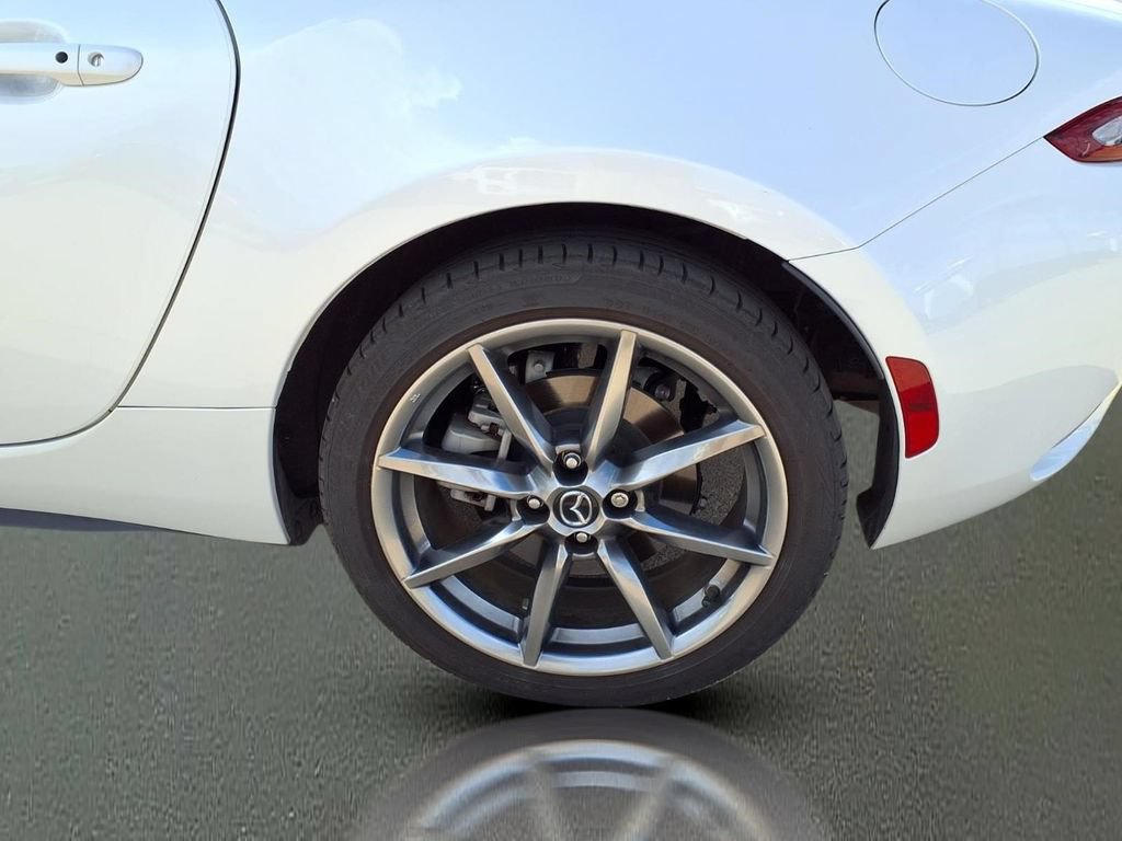 Used 2023 MAZDA MX-5 Miata Grand Touring RWD image 23