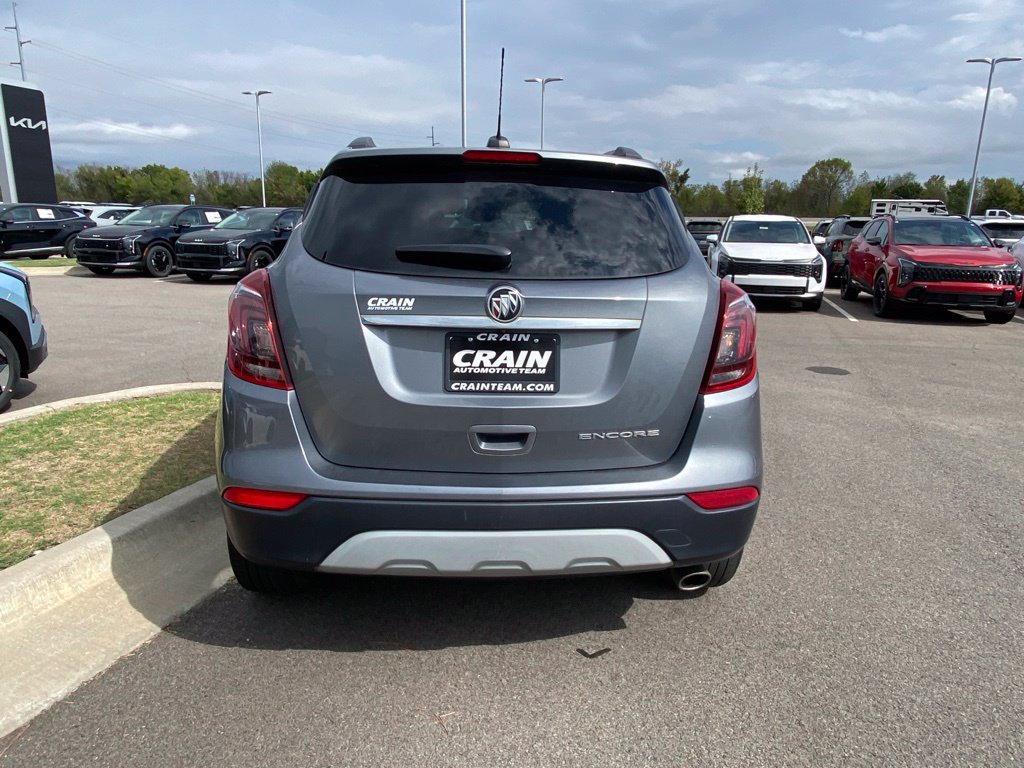 Used 2019 Buick Encore Essence FWD image 5