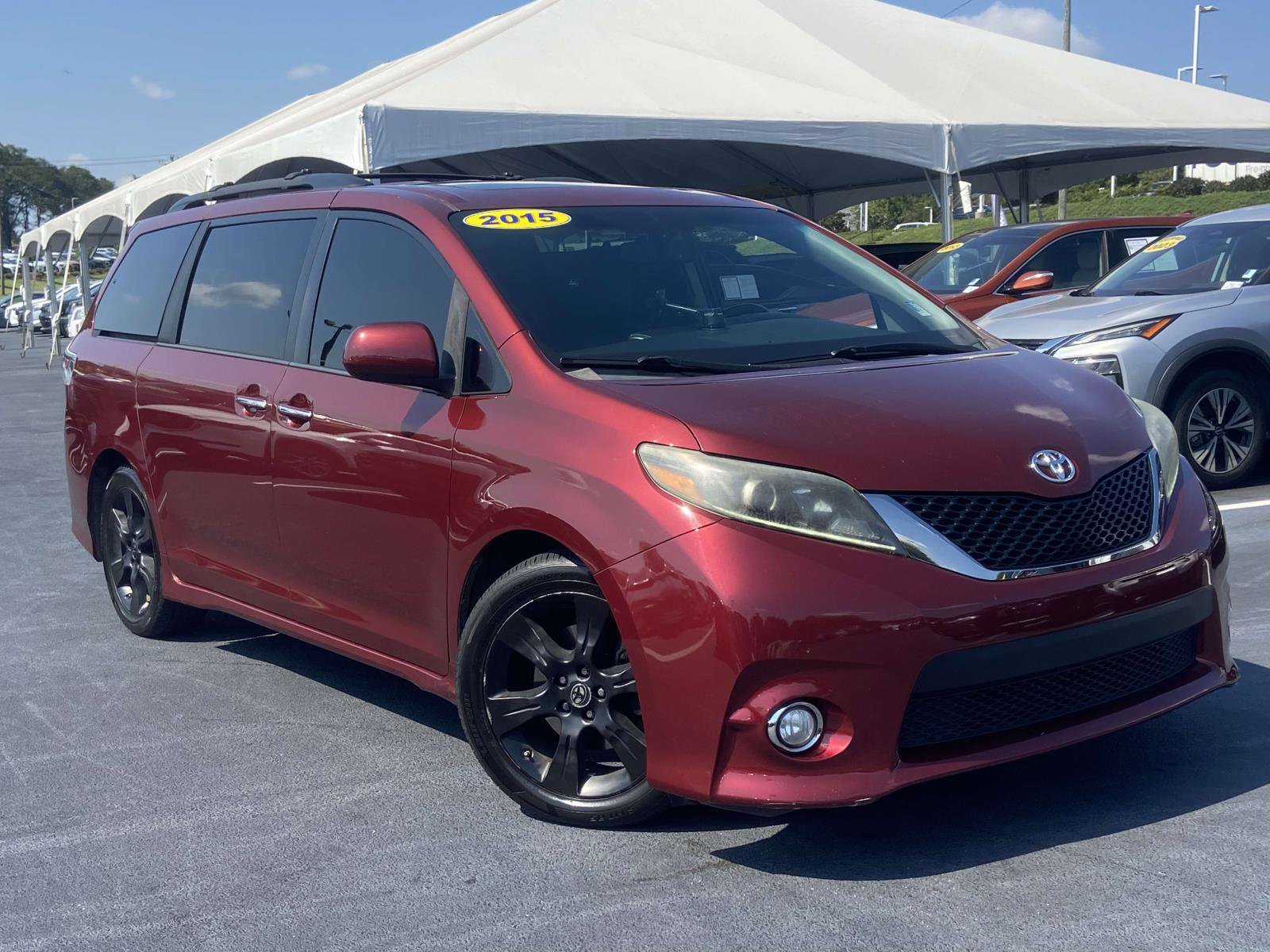 Used 2015 Toyota Sienna SE