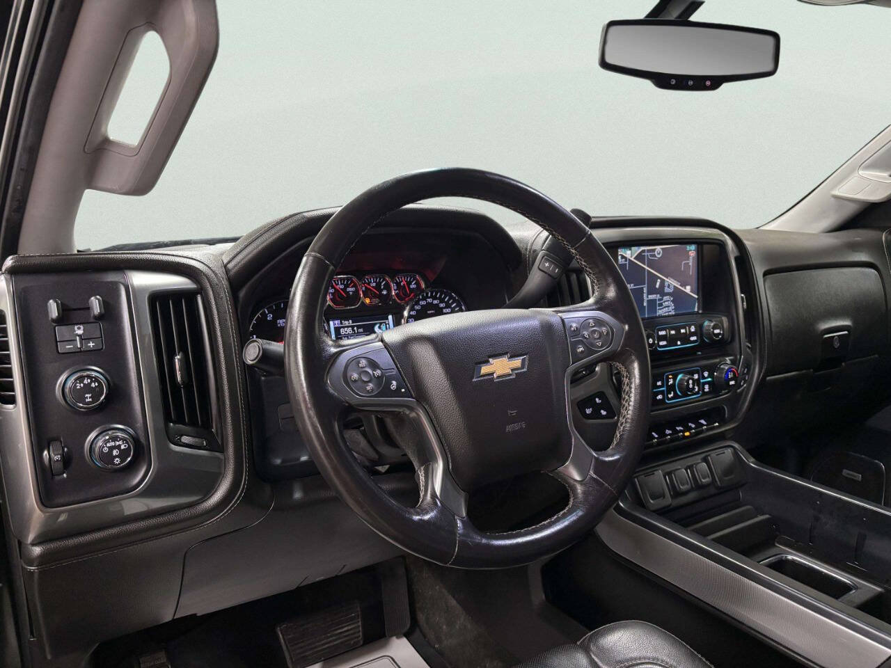 Used 2015 Chevrolet Silverado 2500 LTZ AWD/4WD image 11