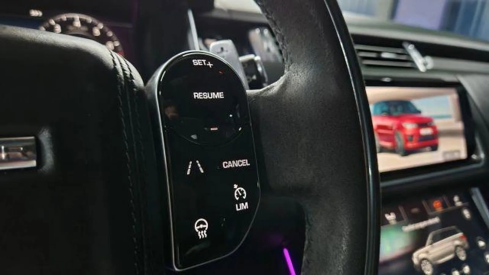 Used 2021 Land Rover Range Rover Sport HST image 33