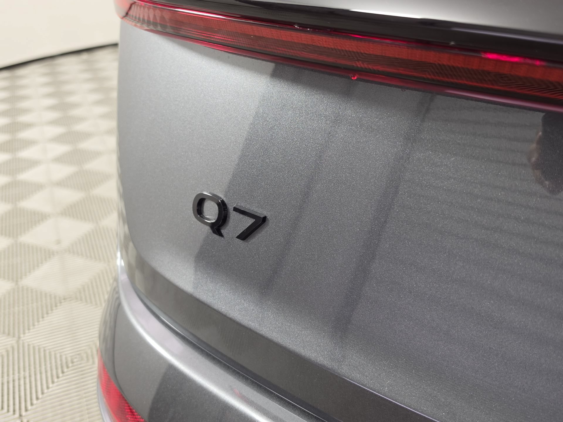 New 2026 Audi Q7 3.0T Premium AWD/4WD image 9