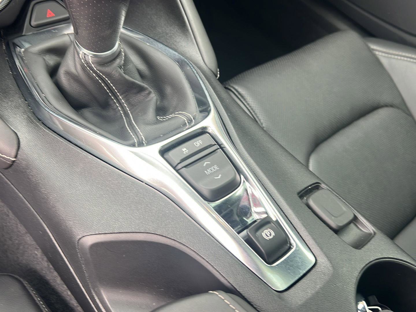 Used 2020 Chevrolet Camaro SS RWD image 25