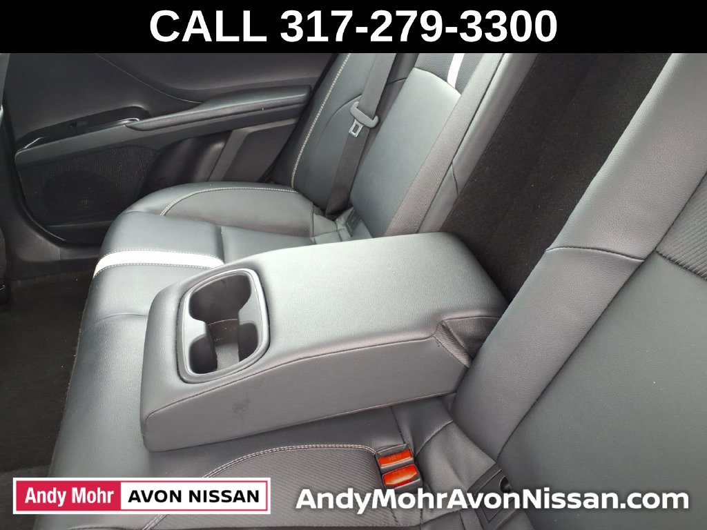 Used 2025 Toyota Camry SE FWD image 37