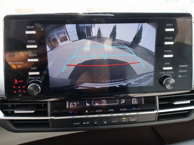 Used 2024 Toyota Sienna LE image 25