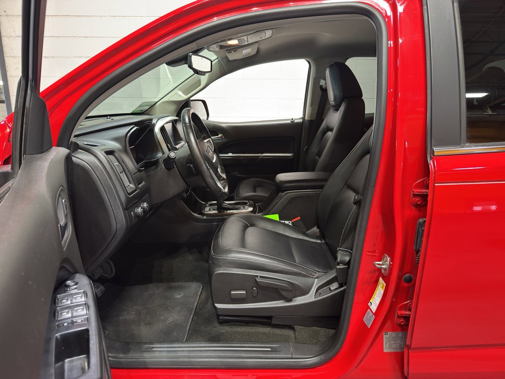 Used 2015 GMC Canyon SLT w/ Driver Alert Package image 15