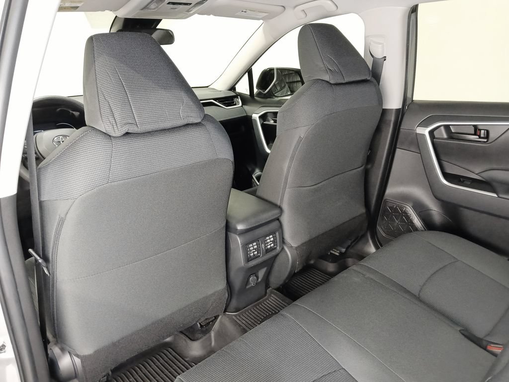 Used 2025 Toyota RAV4 LE AWD/4WD image 13