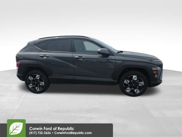 Used 2025 Hyundai Kona SEL image 17