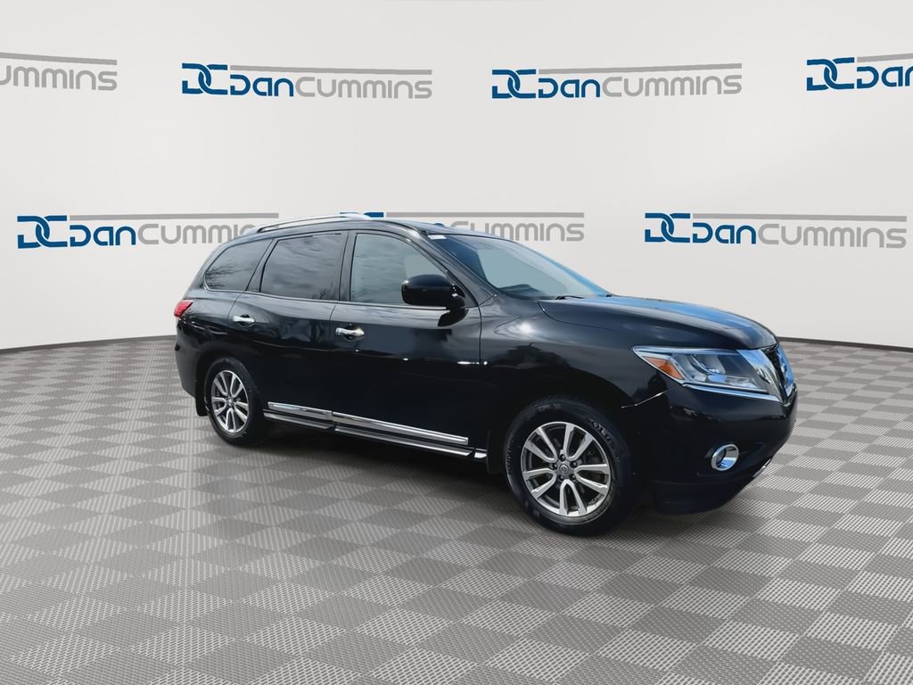 Used 2015 Nissan Pathfinder SL AWD/4WD image 2