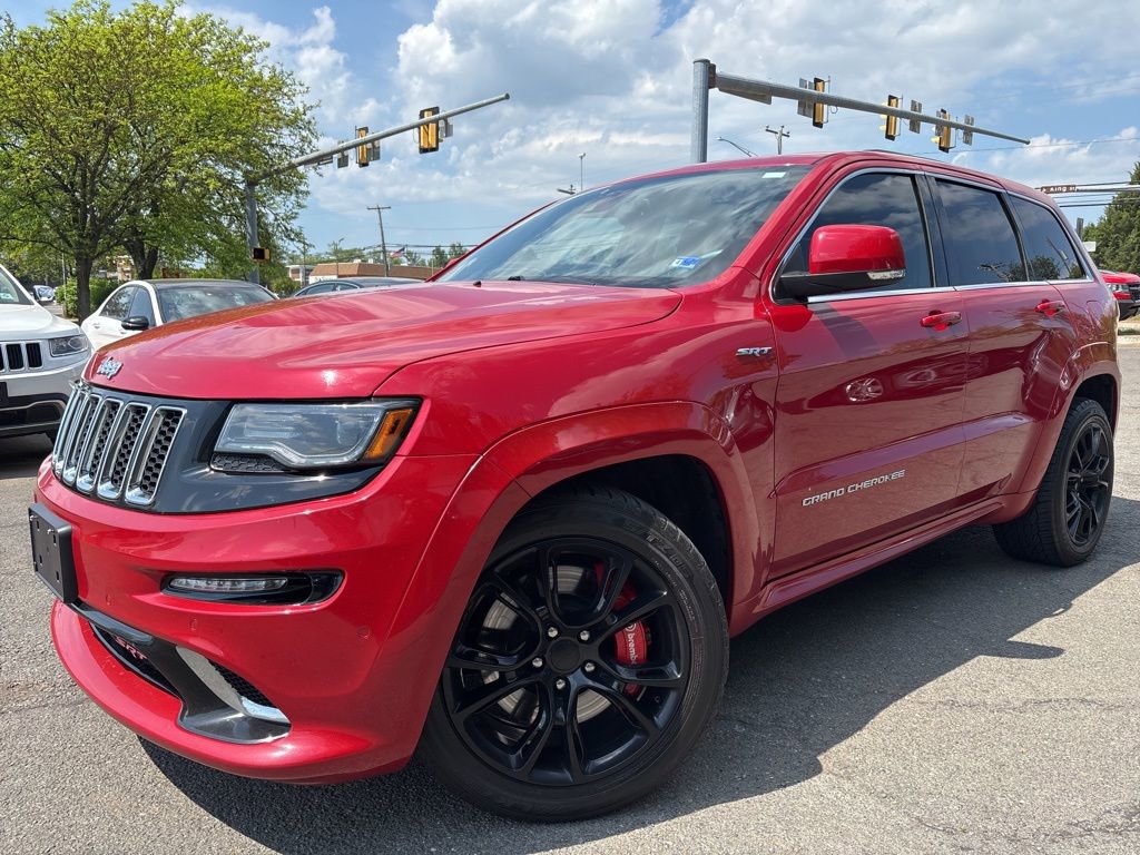 Used 2015 Jeep Grand Cherokee SRT w/ Luxury Group II AWD/4WD image 3