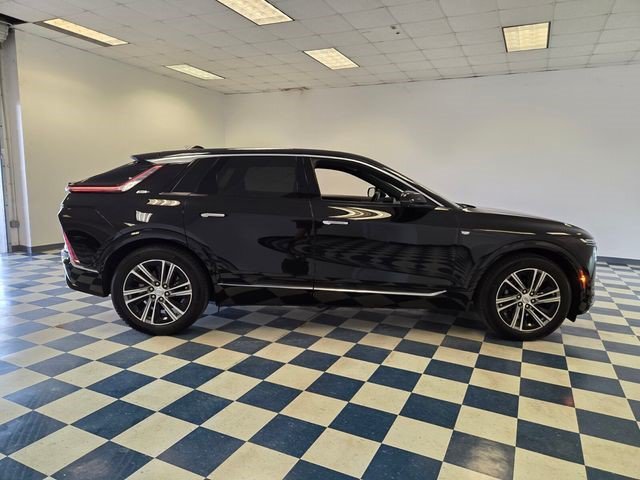 Certified 2024 Cadillac Lyriq Luxury RWD image 9
