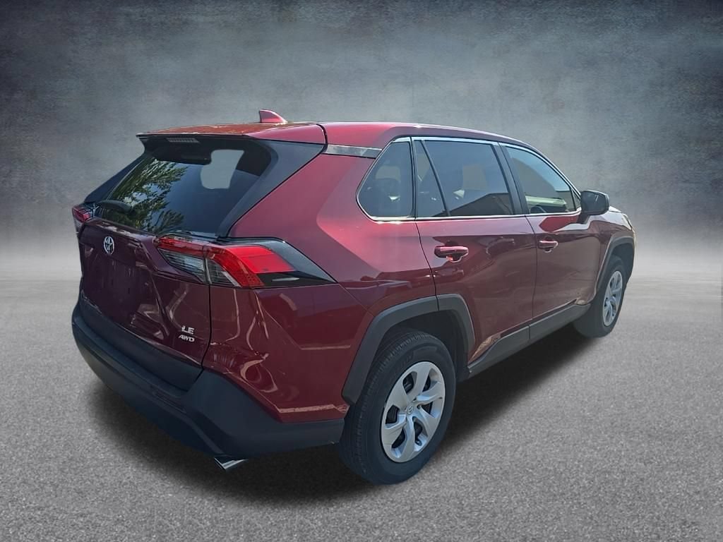 Used 2025 Toyota RAV4 LE AWD/4WD image 8
