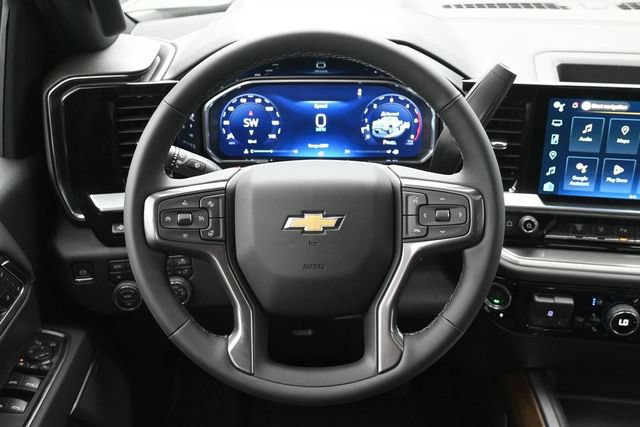 Used 2026 Chevrolet Silverado 2500 High Country w/ Technology Package AWD/4WD image 25