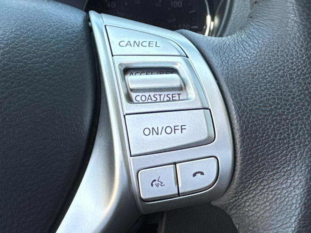 Used 2016 Nissan Rogue SL w/ SL Premium Package FWD image 28