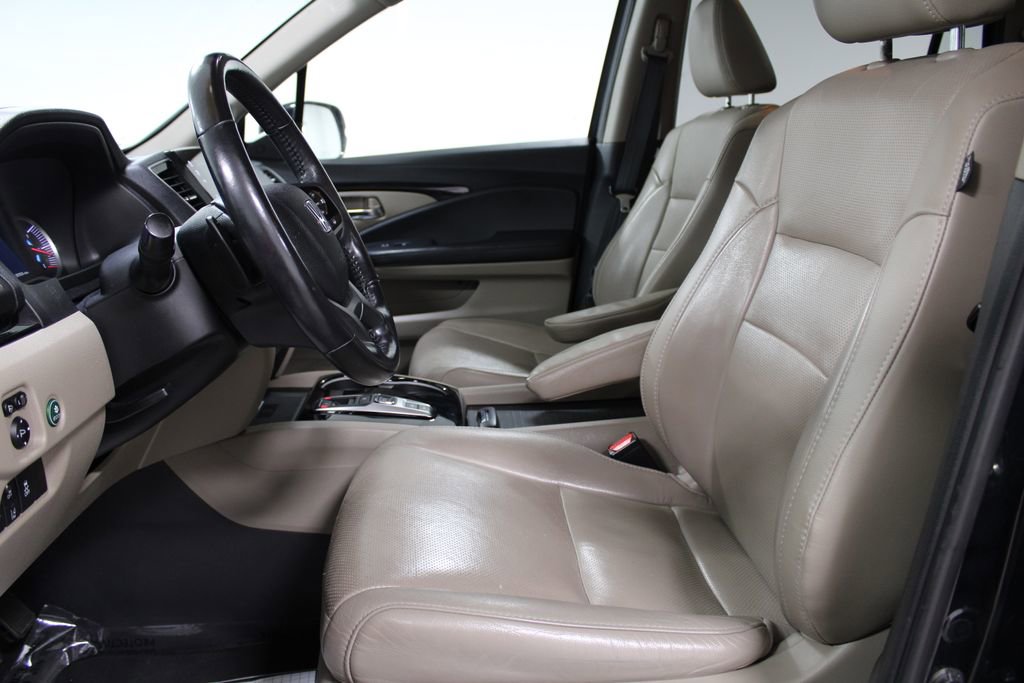 Used 2019 Honda Pilot Elite image 22