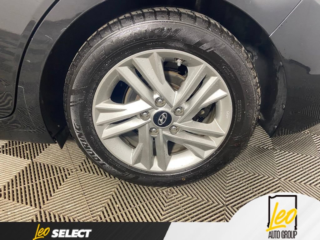 Used 2020 Hyundai Elantra SEL FWD image 22