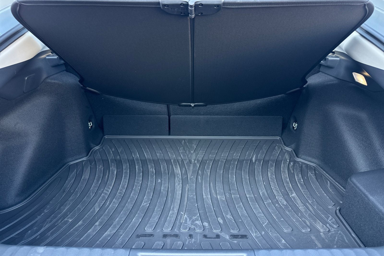 Certified 2025 Toyota Prius LE image 20