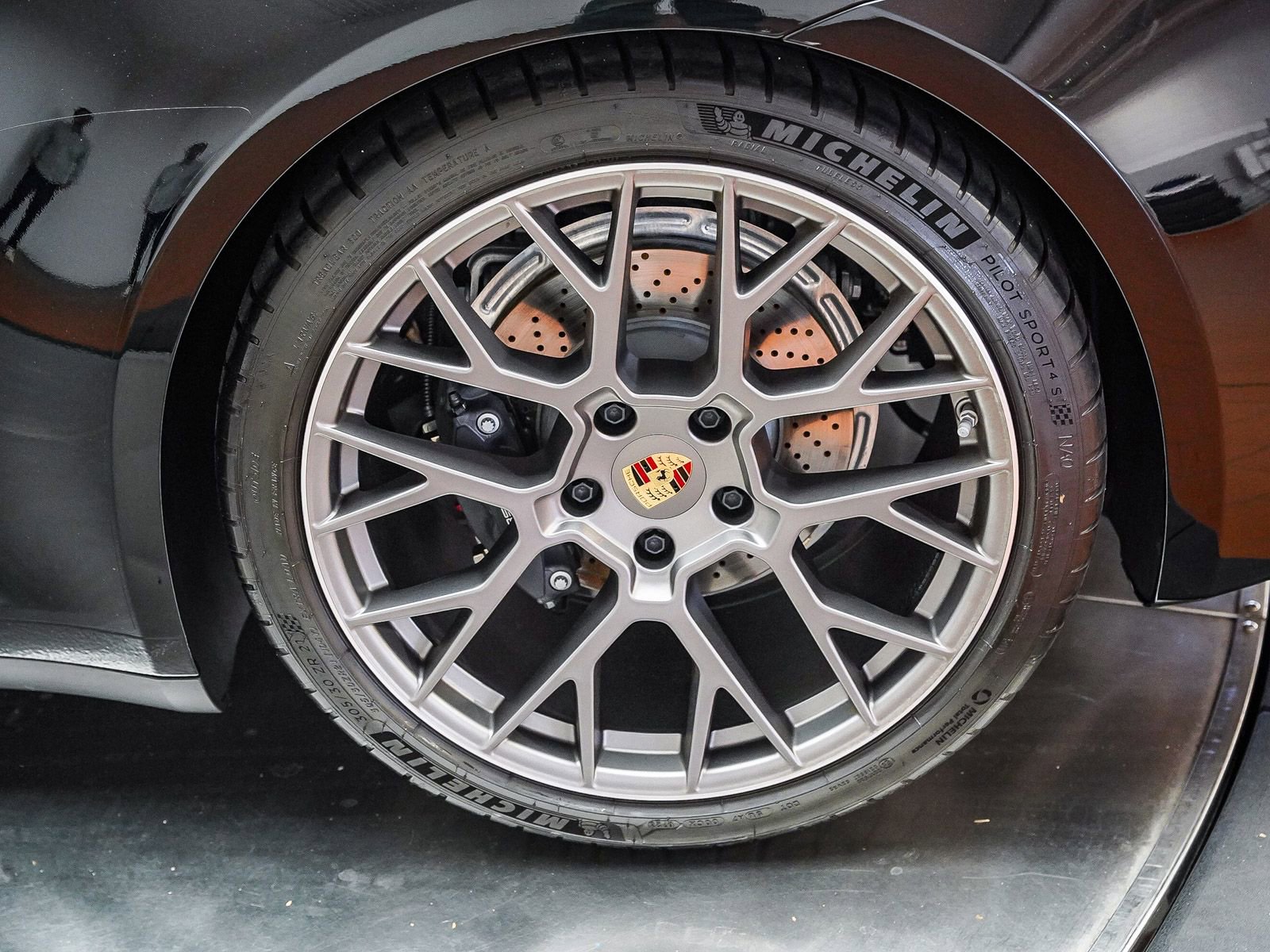 Certified 2023 Porsche 911 Carrera RWD image 15