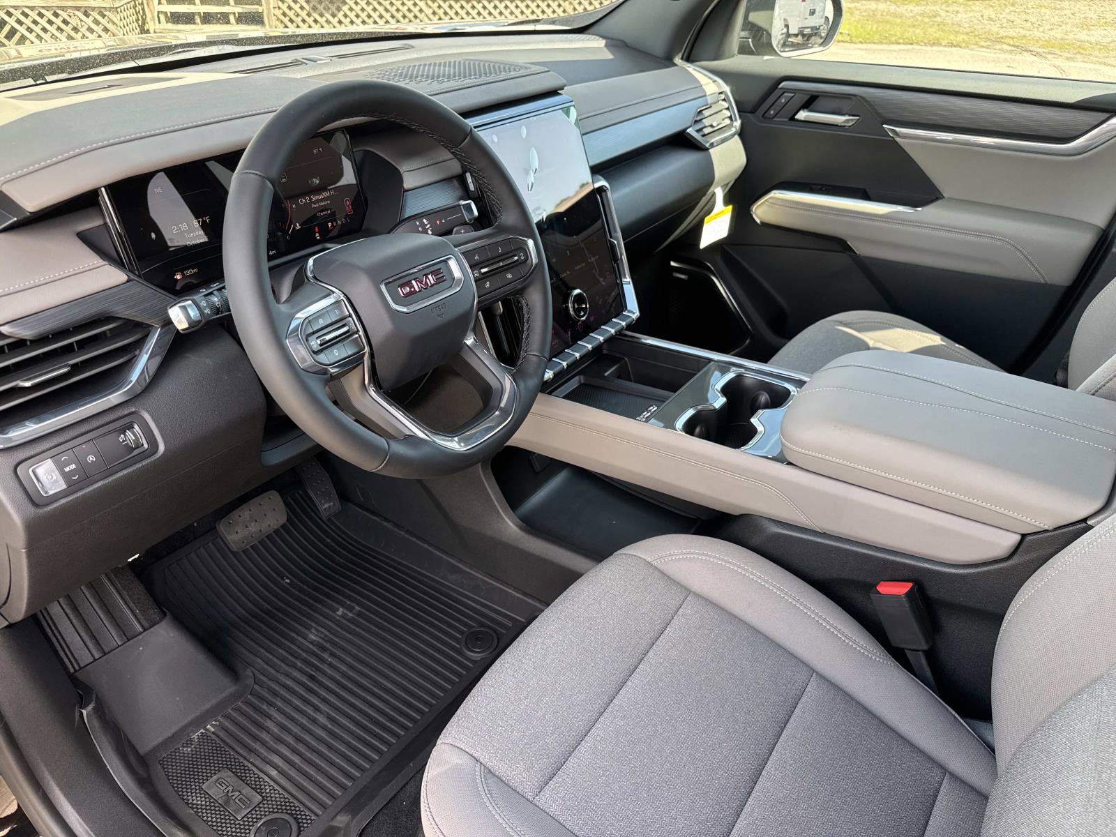 New 2026 GMC Acadia Elevation w/ LPO, Floor Liner Package image 25