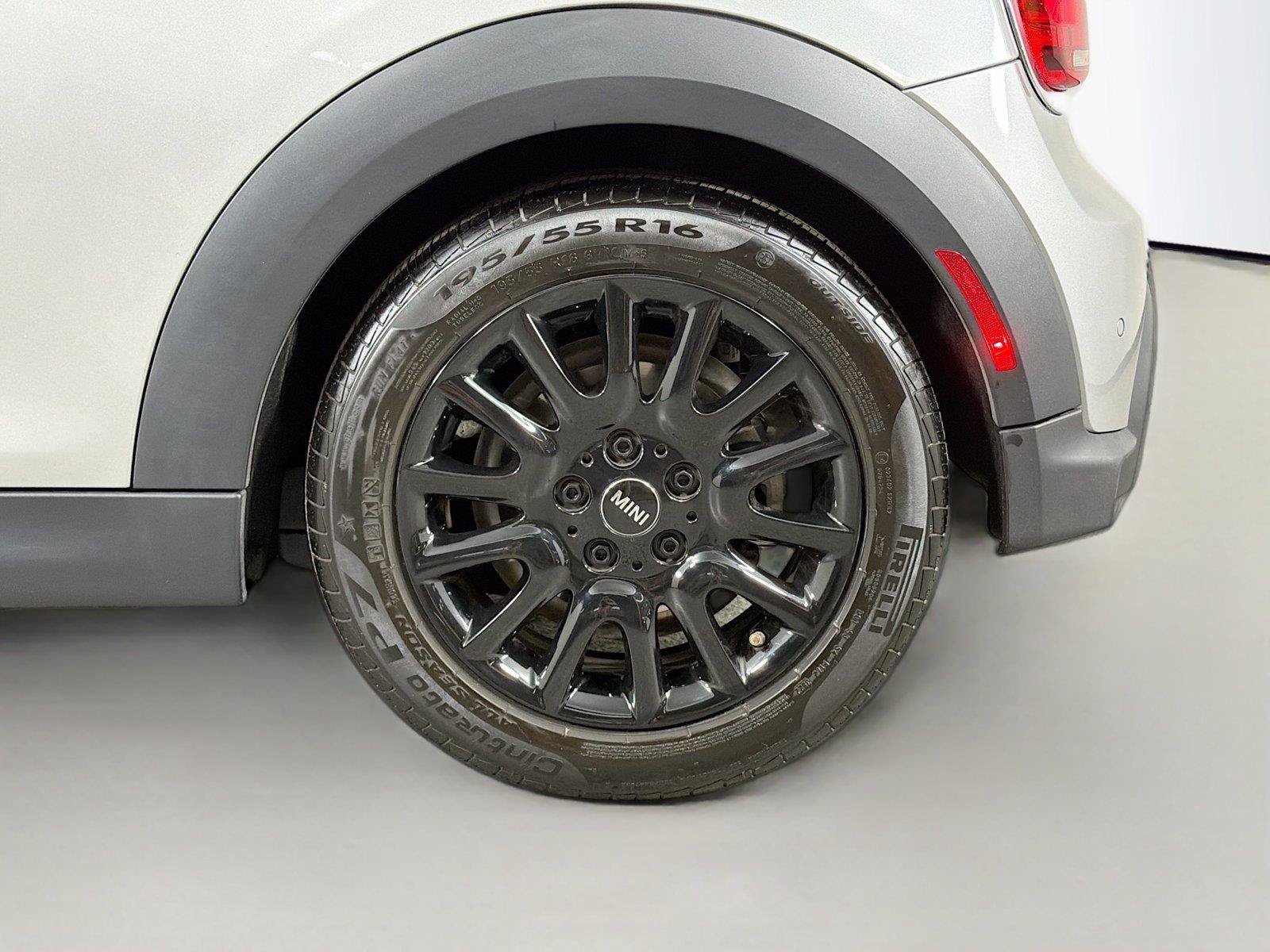 Used 2024 MINI Cooper Convertible FWD image 29