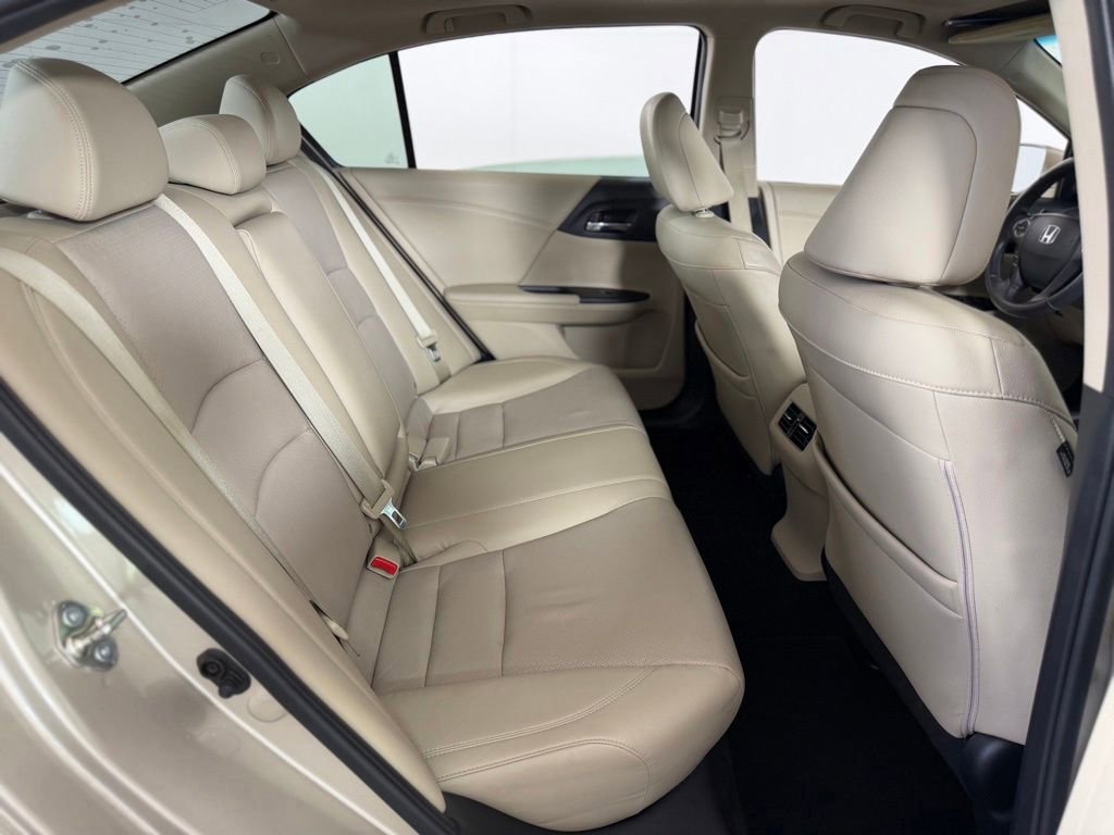 Used 2015 Honda Accord EX-L image 31