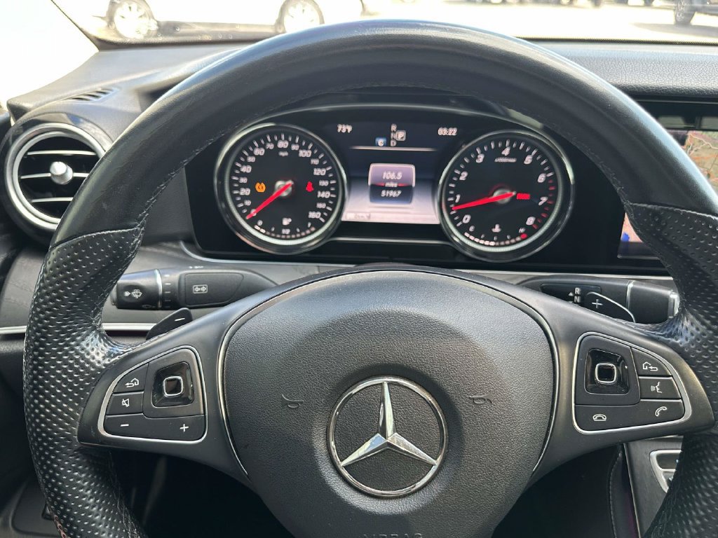 Used 2018 Mercedes-Benz E 300 image 20