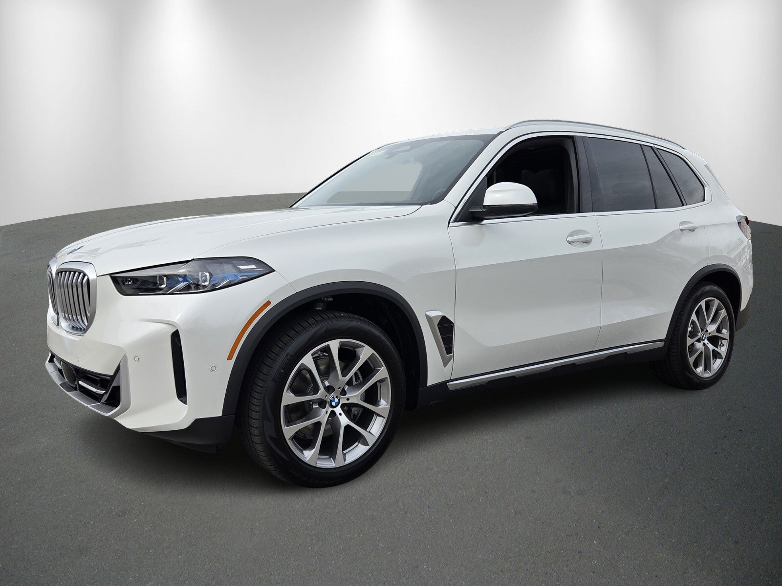 Used 2026 BMW X5 sDrive40i RWD image 3