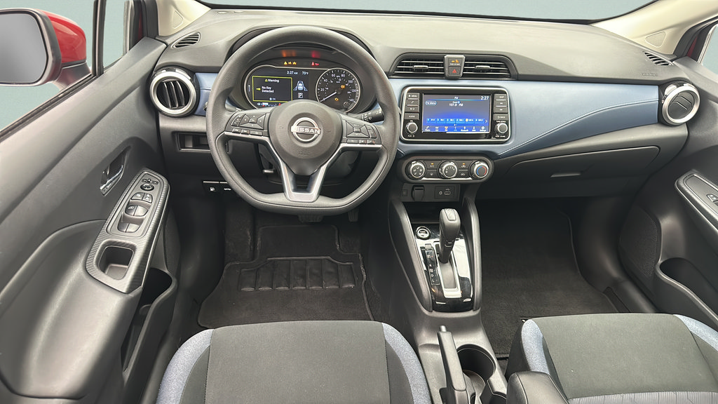 Used 2025 Nissan Versa SV FWD image 11