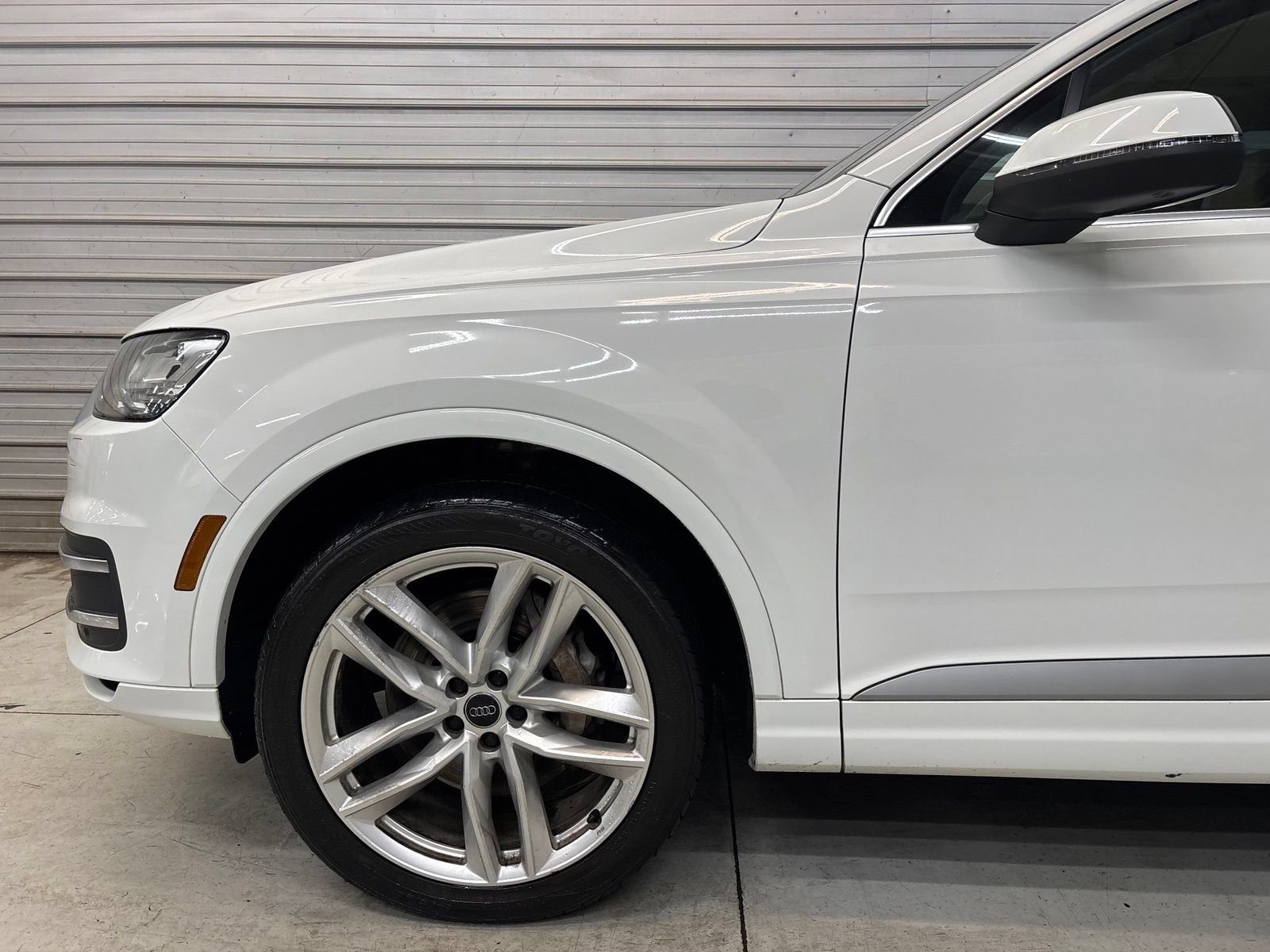 Used 2017 Audi Q7 3.0T Prestige AWD/4WD image 4