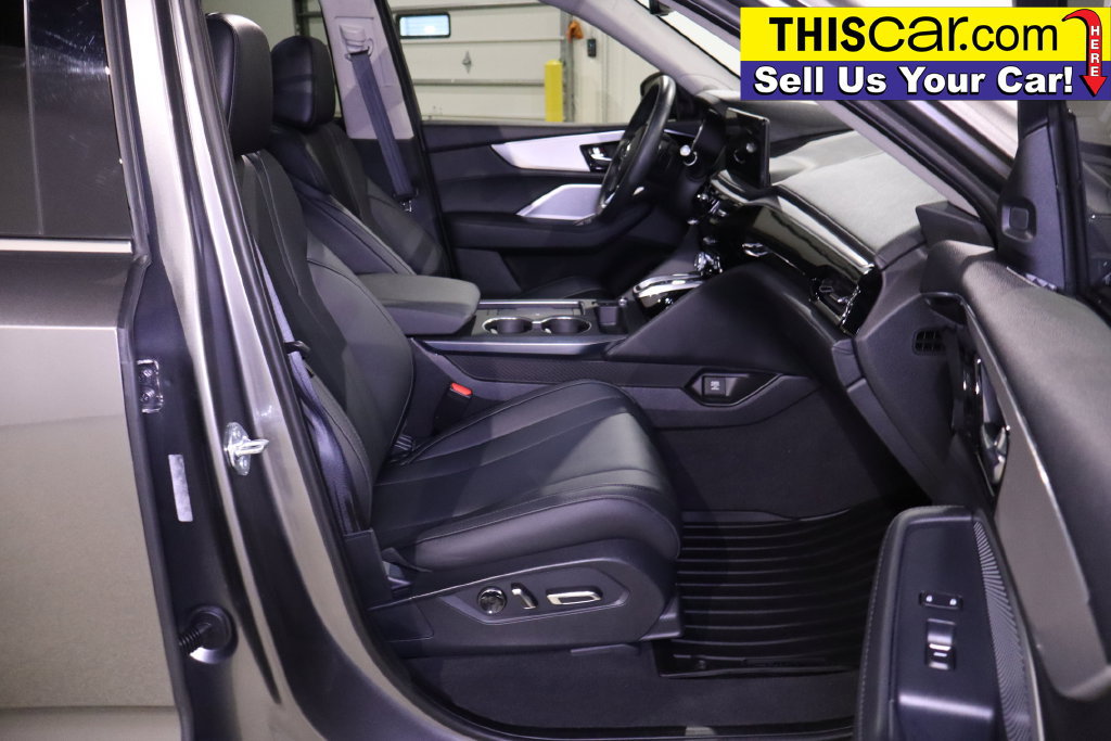 Used 2025 Acura MDX FWD image 35