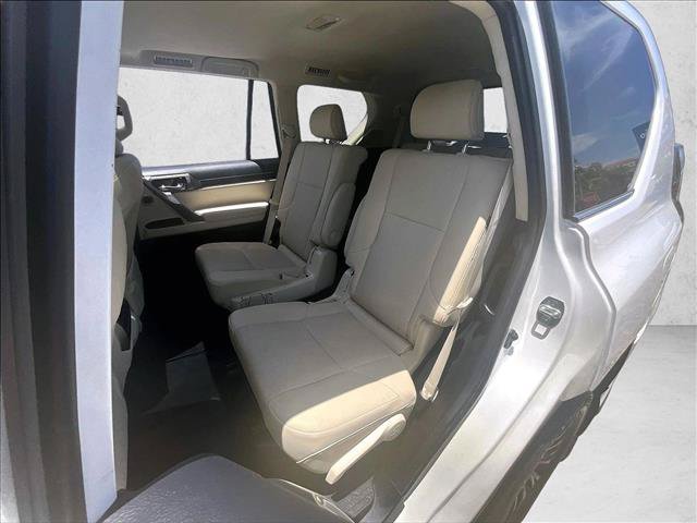 Used 2023 Lexus GX 460 Premium AWD/4WD image 28