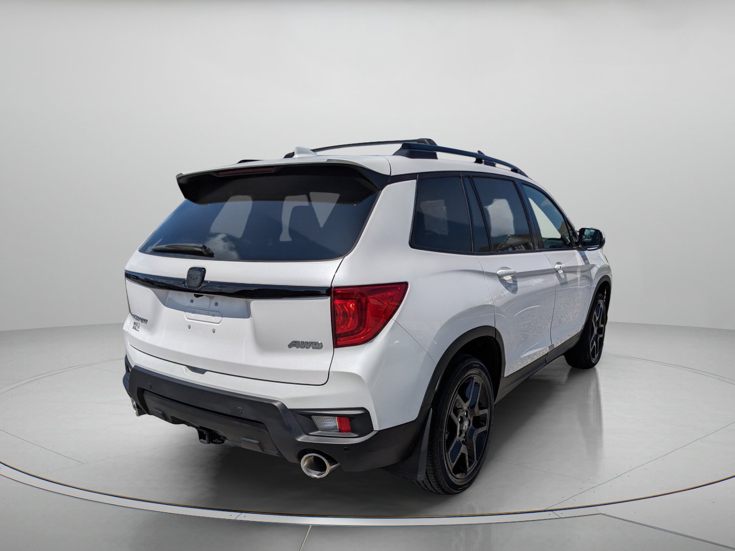 Used 2025 Honda Passport EX-L image 8