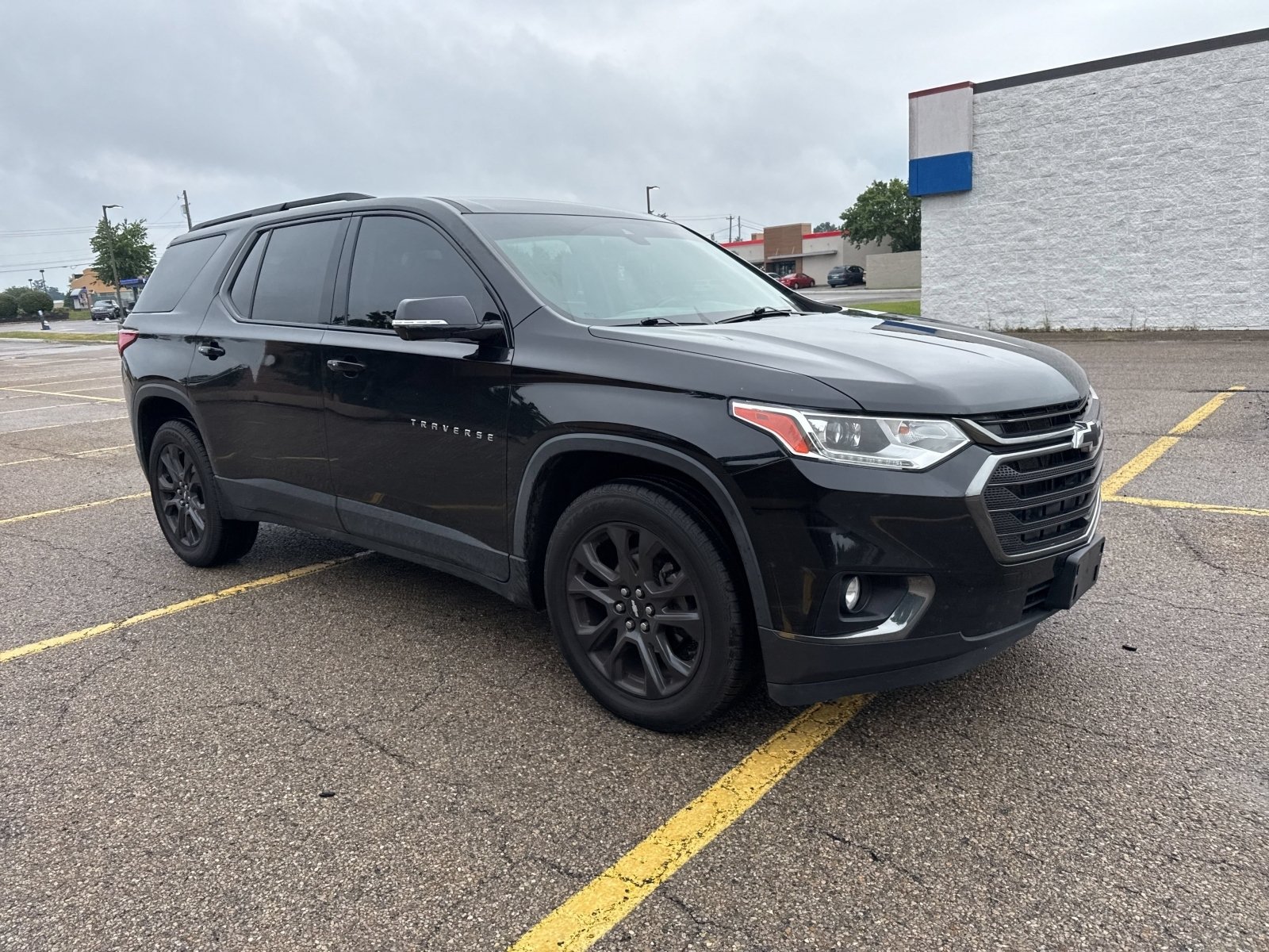 Used 2020 Chevrolet Traverse RS FWD image 16