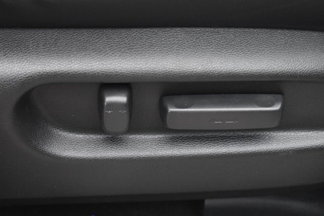 Used 2017 Honda Pilot Elite image 12