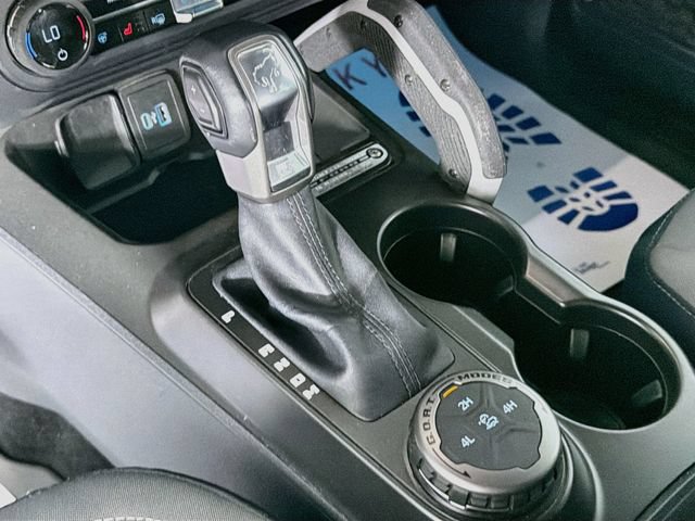 Used 2023 Ford Bronco Outer Banks AWD/4WD image 17