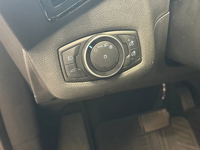 Used 2017 Ford Escape Titanium AWD/4WD image 19