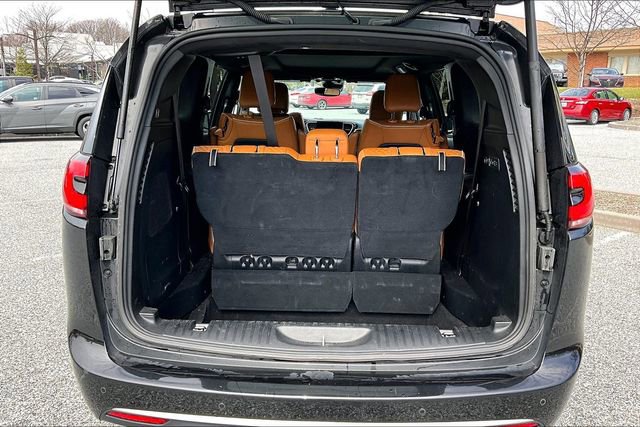 Used 2021 Chrysler Pacifica Pinnacle image 16