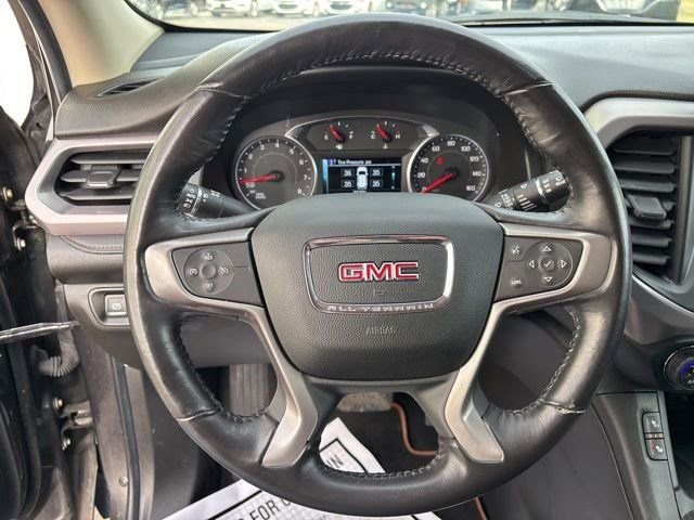 Used 2019 GMC Acadia SLE image 17