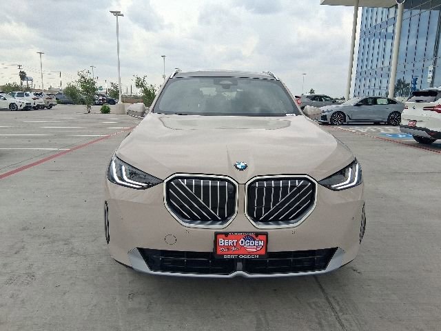 New 2026 BMW X3 xDrive30 w/ Premium Package AWD/4WD image 2