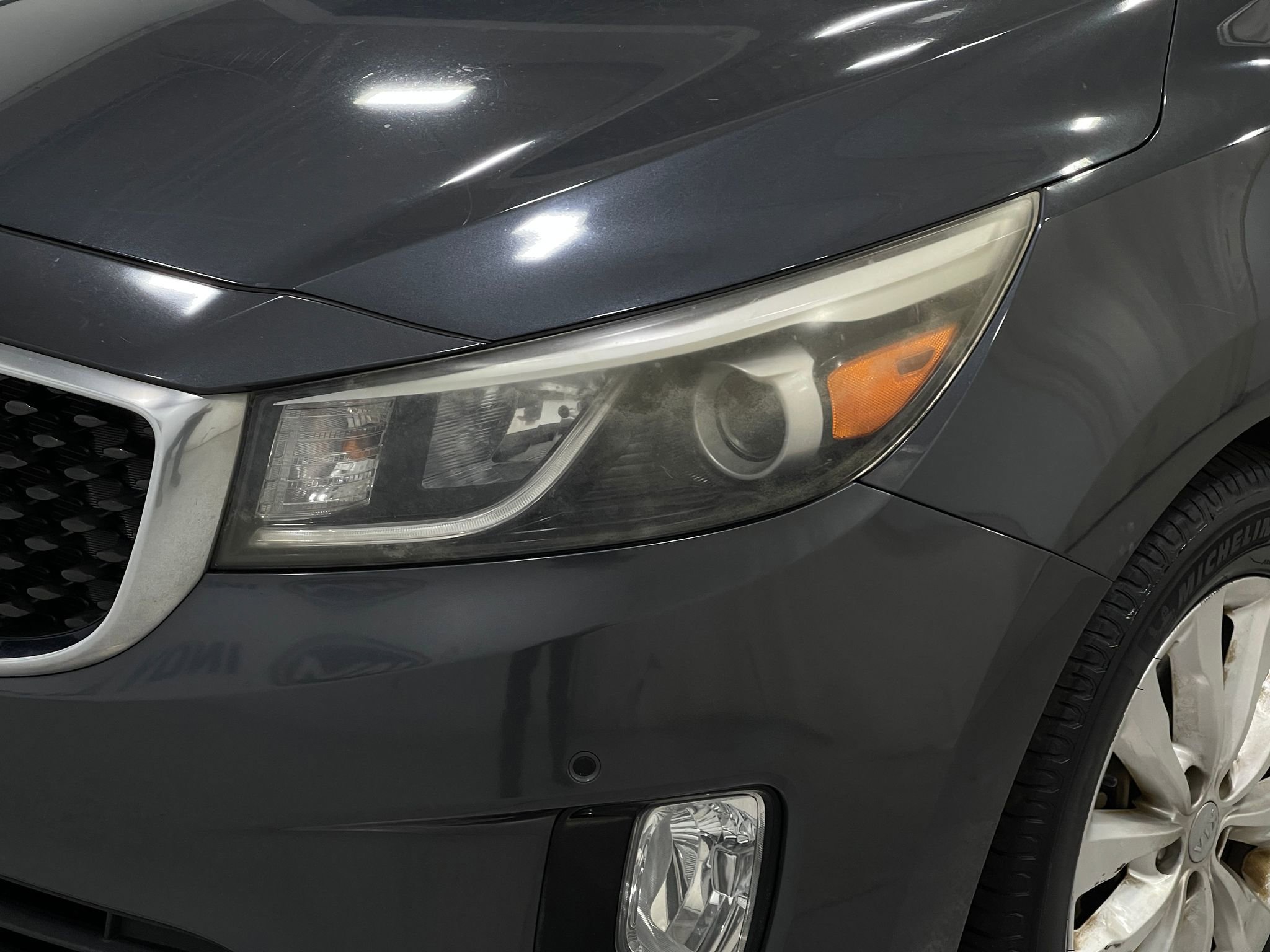 Used 2017 Kia Sedona EX image 34